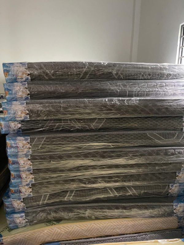Nệm ngang 1m4 × dài 2m dày 1,5 tấc